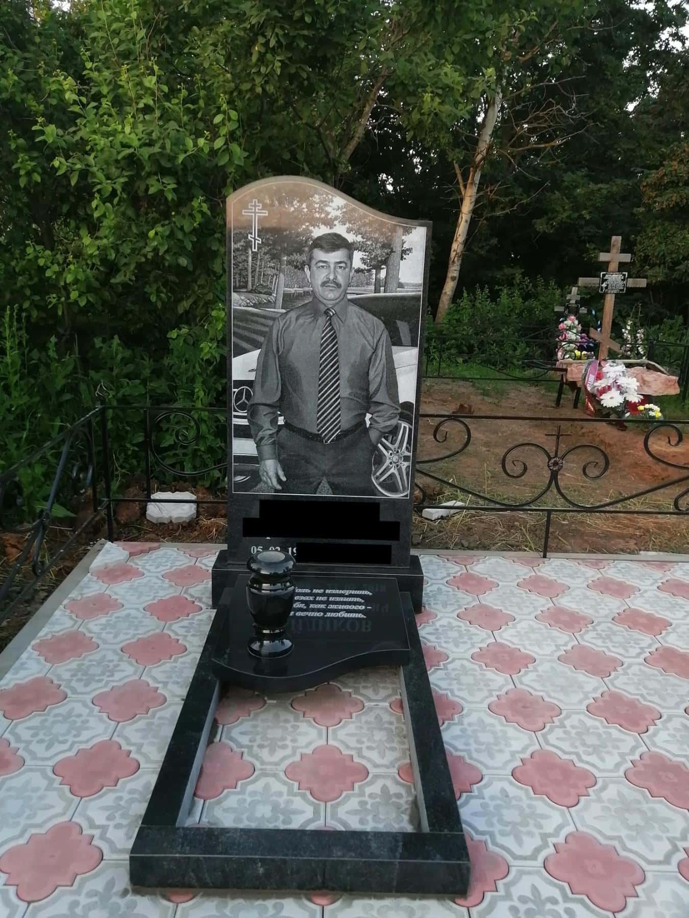 Памятники на могилу в Белгороде